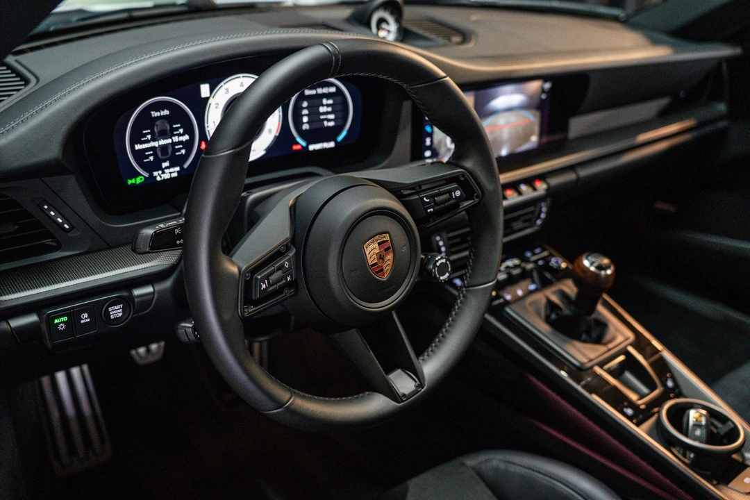 2026 Porsche 992 Carrera - Image 7 of 23