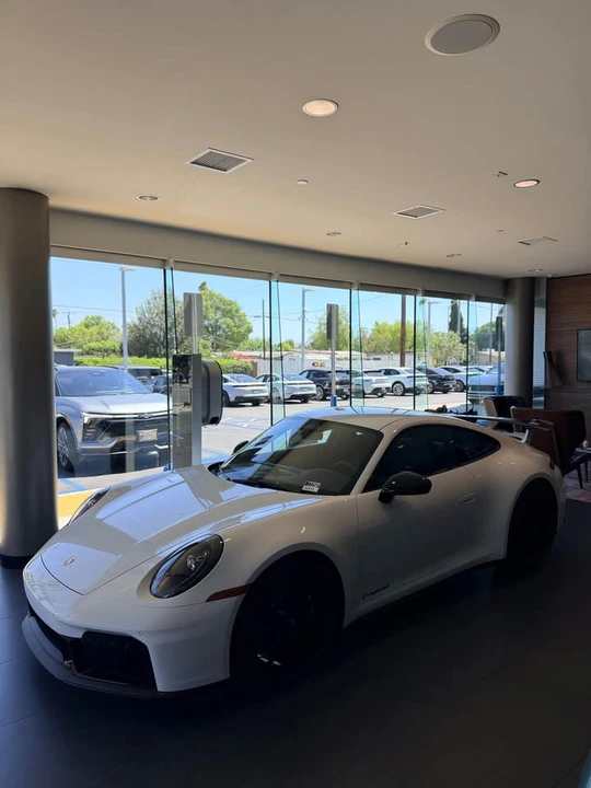 2026 Porsche 992 Carrera - Image 7 of 8