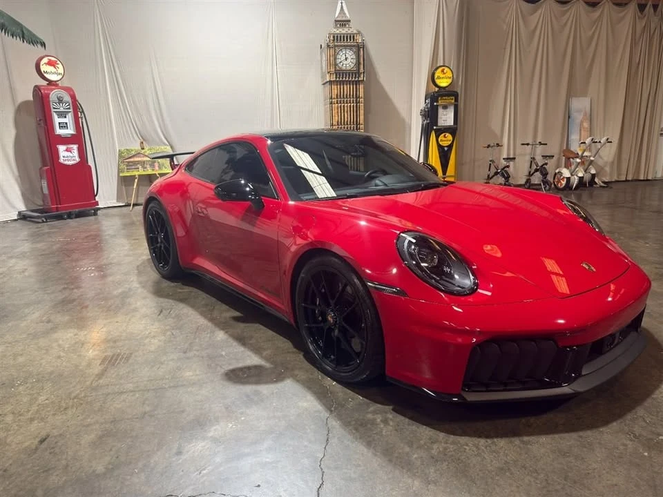 2026 Porsche 992 Carrera - Image 4 of 20
