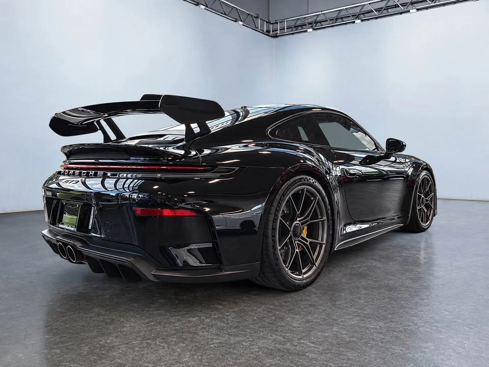 2026 Porsche 992 Carrera - Image 4 of 11