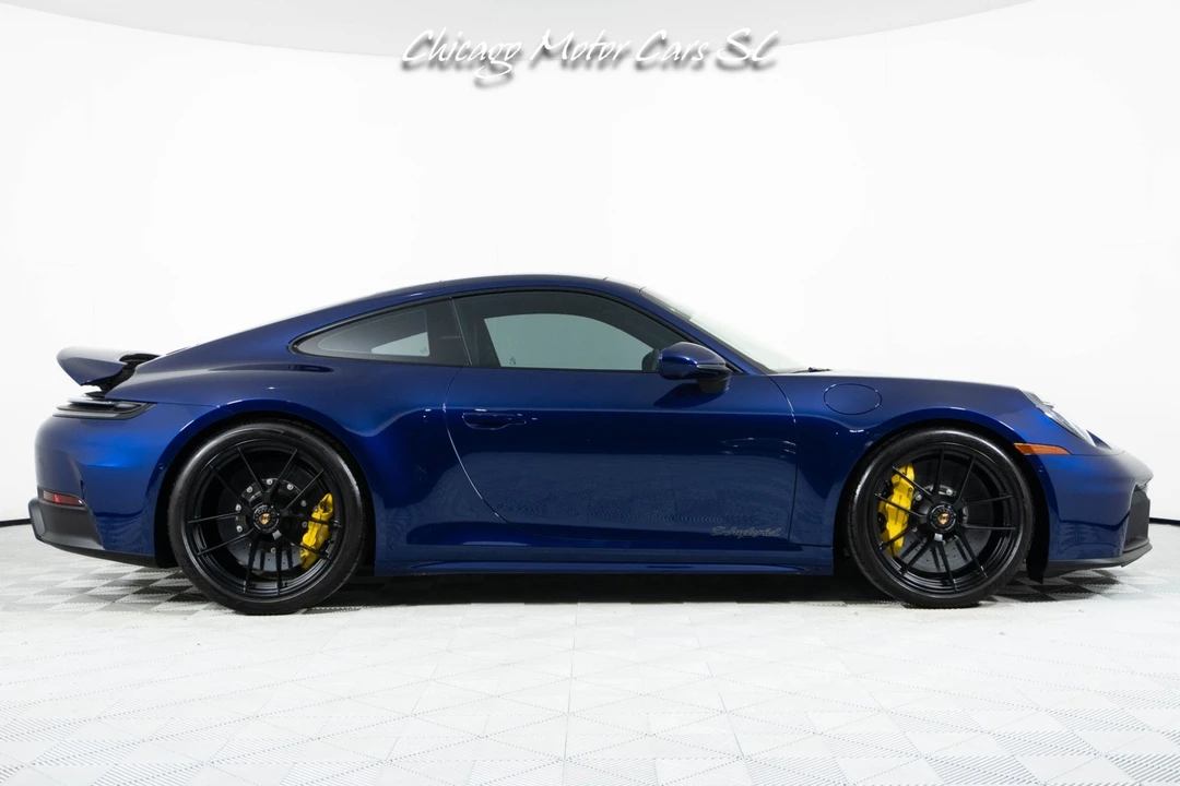 2026 Porsche 992 Carrera - Image 9 of 31