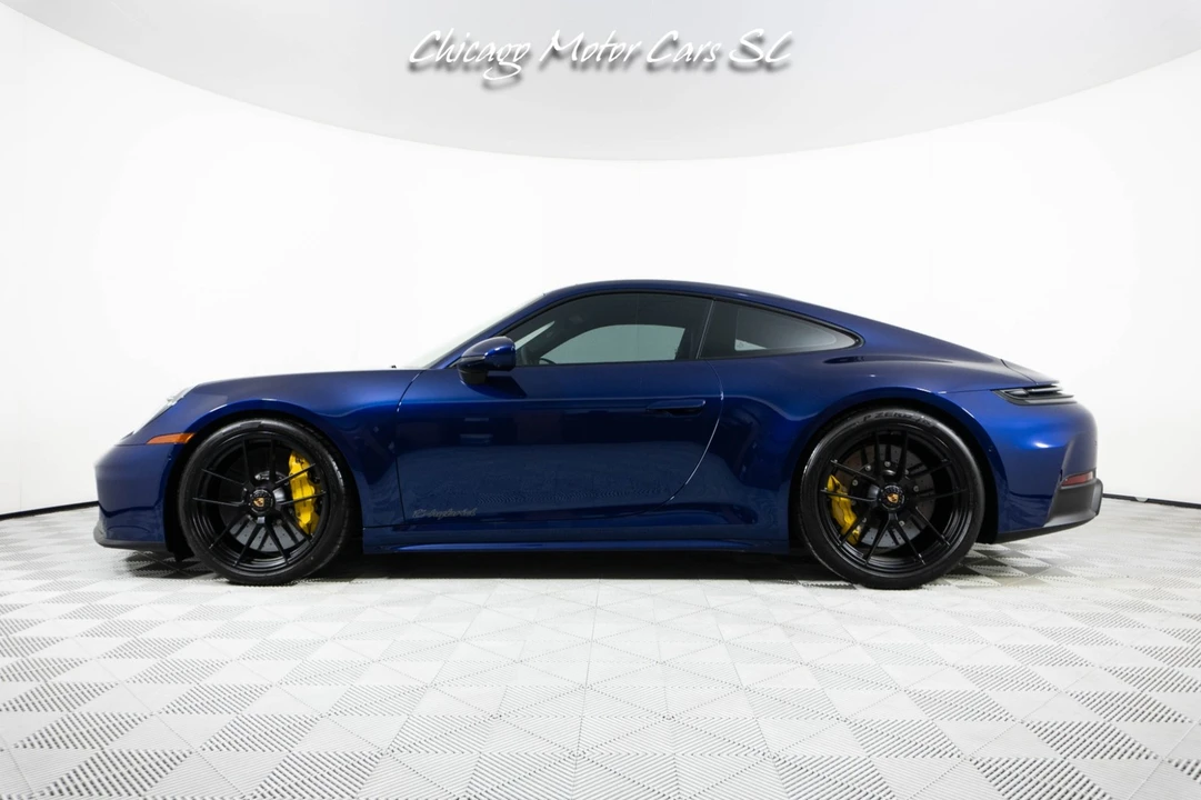 2026 Porsche 992 Carrera - Image 17 of 31