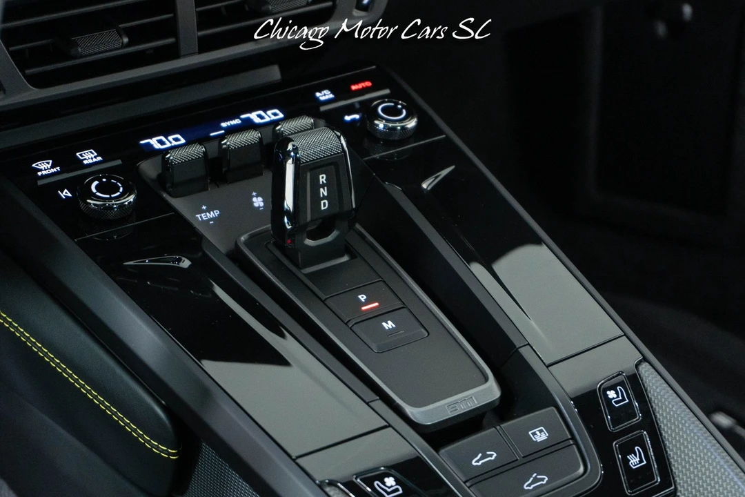 2026 Porsche 992 Carrera - Image 21 of 31
