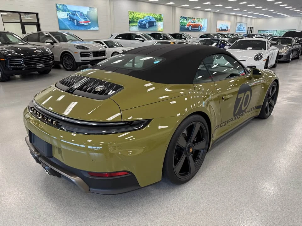 2026 Porsche 992 Carrera - Image 6 of 16