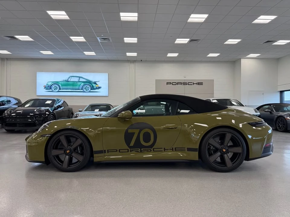 2026 Porsche 992 Carrera - Image 3 of 16