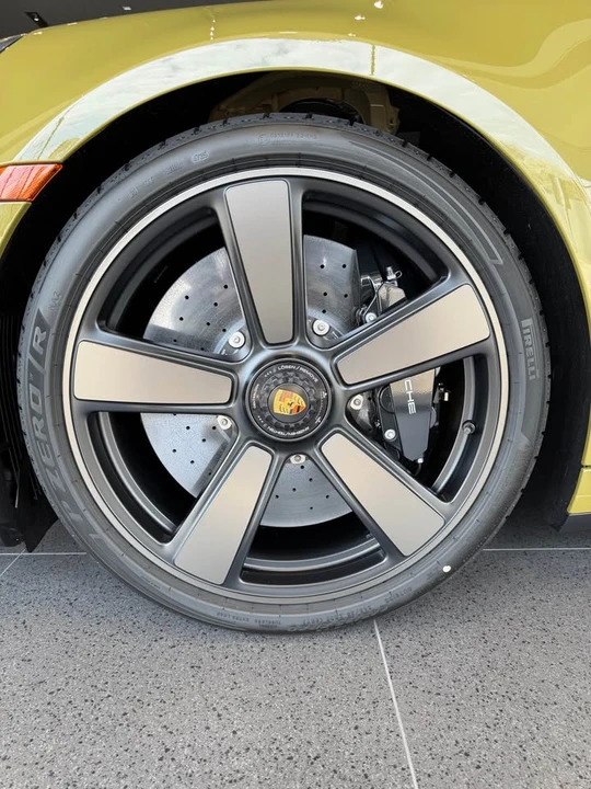 2026 Porsche 992 Carrera - Image 18 of 20