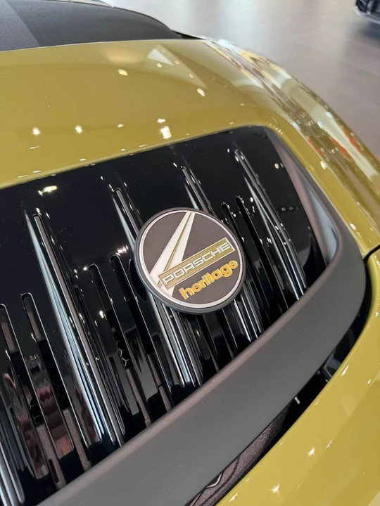 2026 Porsche 992 Carrera - Image 5 of 20