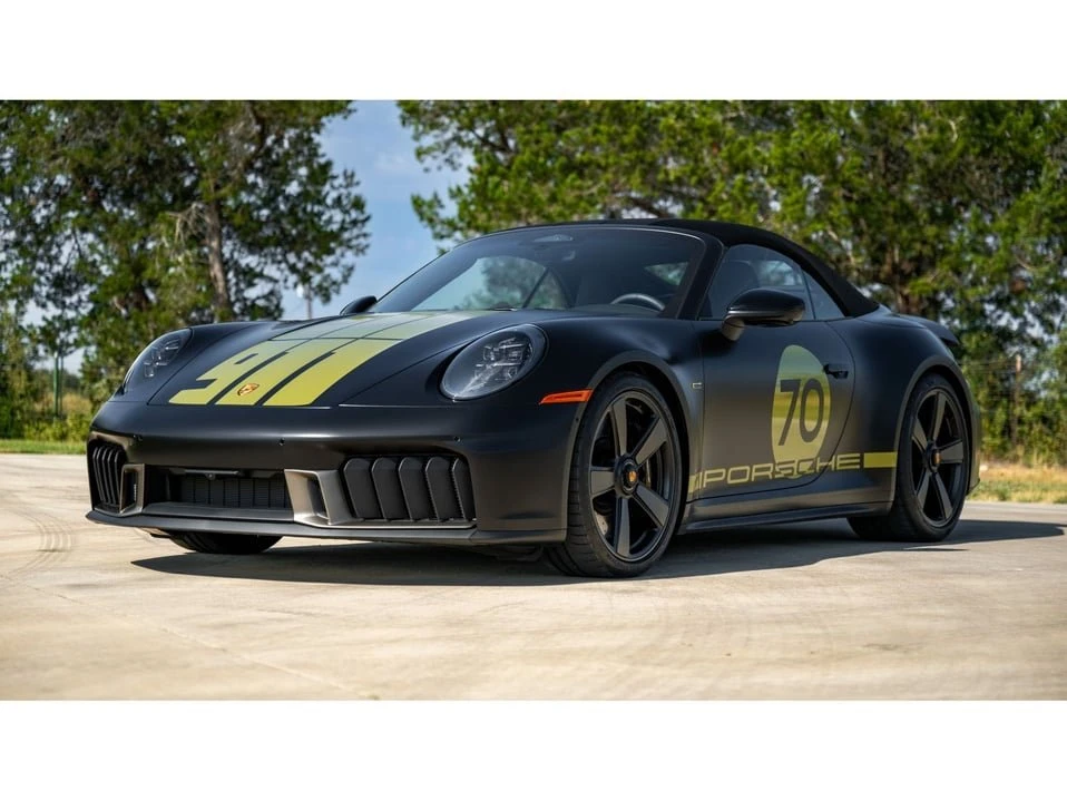 2026 Porsche 911 - Image 10 of 20