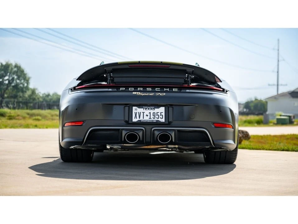 2026 Porsche 911 - Image 7 of 20