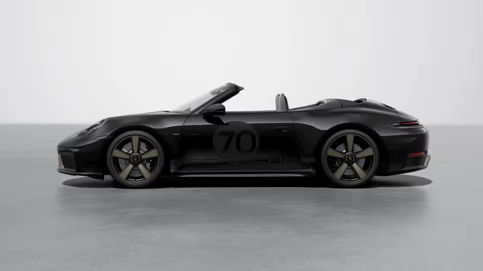 2026 Porsche 911 - Image 11 of 30
