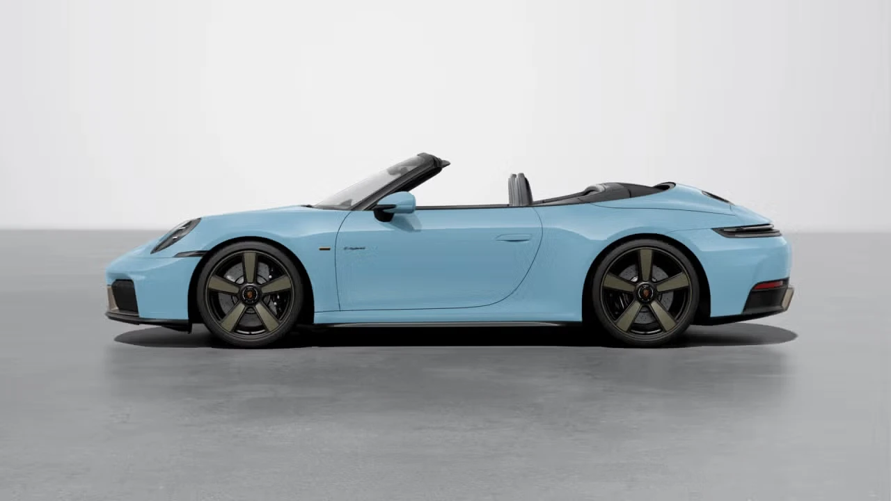 2026 Porsche 911 - Image 12 of 31