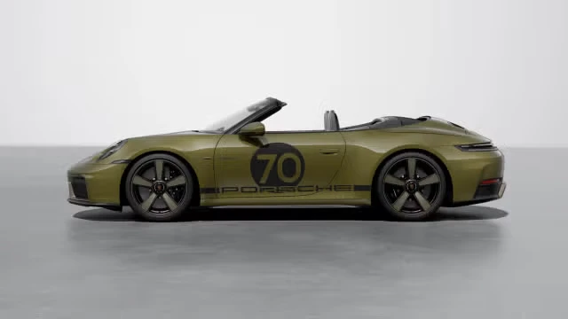 2026 Porsche 911 - Image 10 of 31