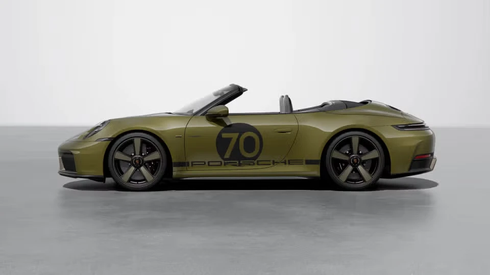 2026 Porsche 911 - Image 11 of 31