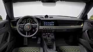 2026 Porsche 911 - Image 25 of 30