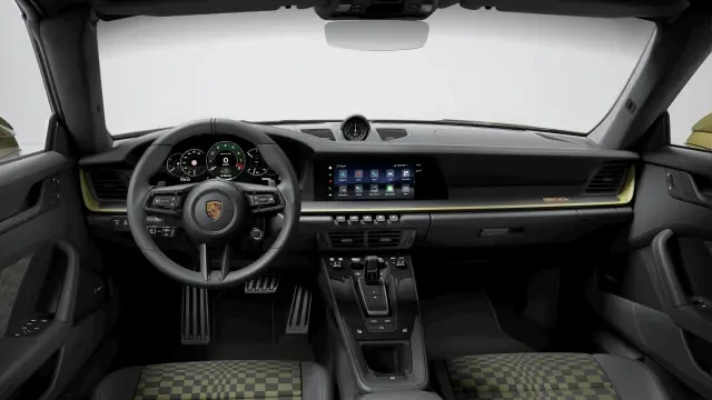 2026 Porsche 911 - Image 30 of 30