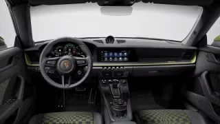 2026 Porsche 911 - Image 25 of 31