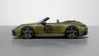 2026 Porsche 911 - Image 13 of 31