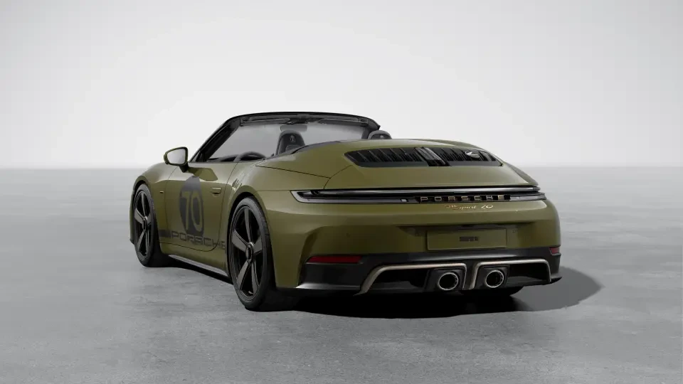 2026 Porsche 911 - Image 23 of 31