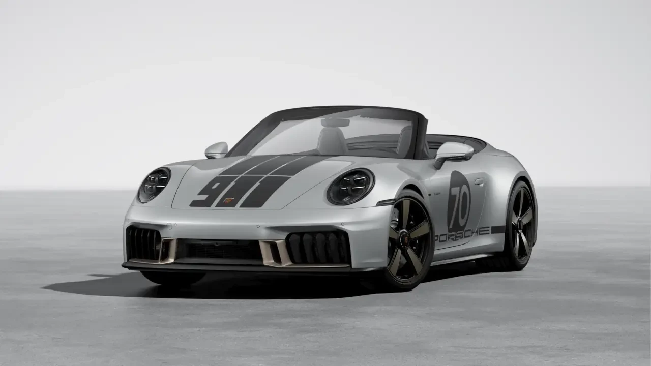 2026 Porsche 911 - Image 8 of 30