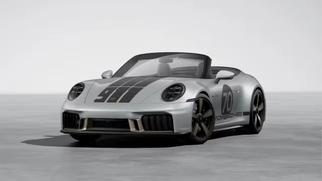2026 Porsche 911 - Image 2 of 30