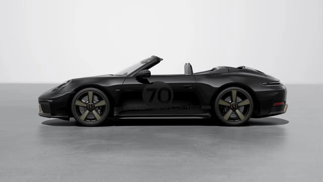2026 Porsche 911 - Image 12 of 30