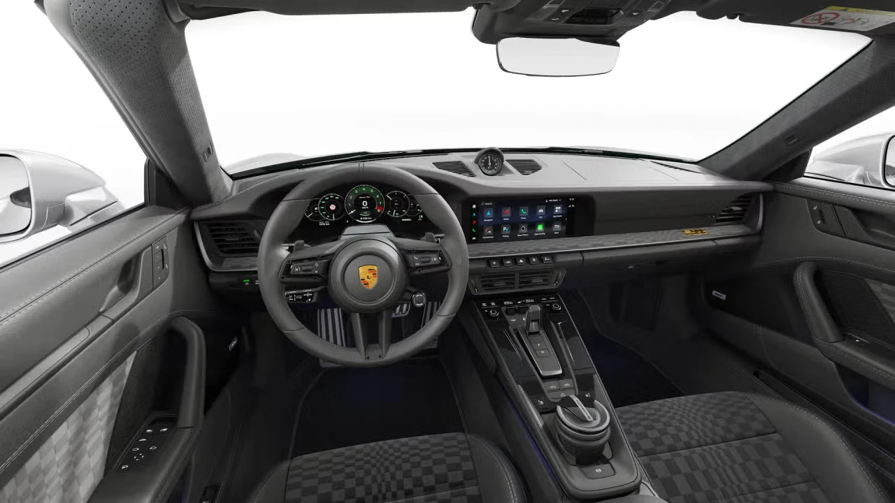 2026 Porsche 911 - Image 28 of 30
