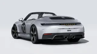 2026 Porsche 911 - Image 17 of 30