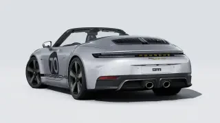 2026 Porsche 911 - Image 21 of 30