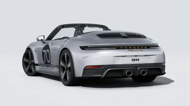 2026 Porsche 911 - Image 22 of 30