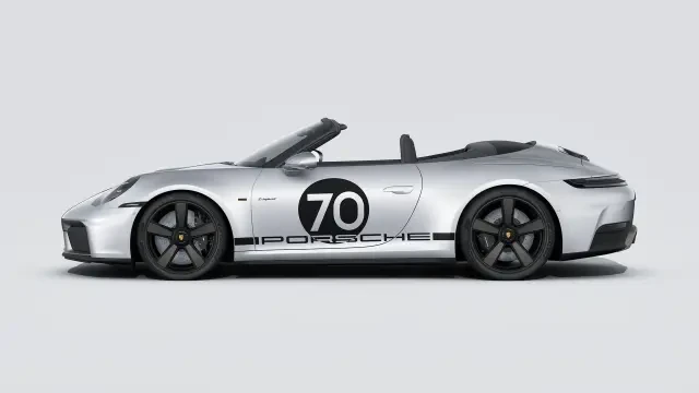 2026 Porsche 911 - Image 14 of 30