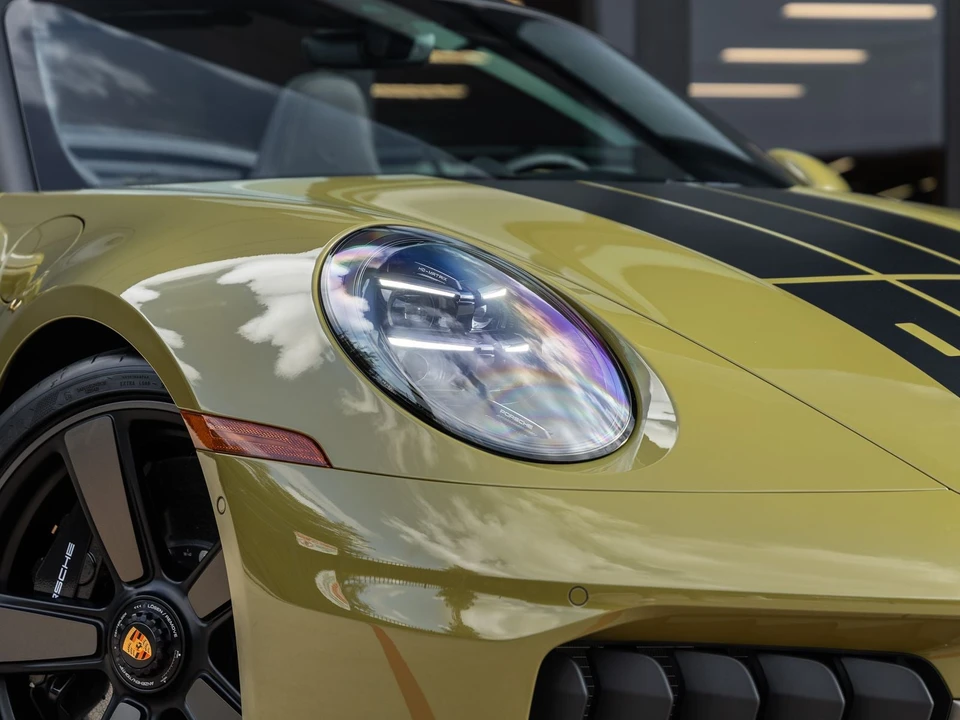 2026 Porsche 911 - Image 31 of 31