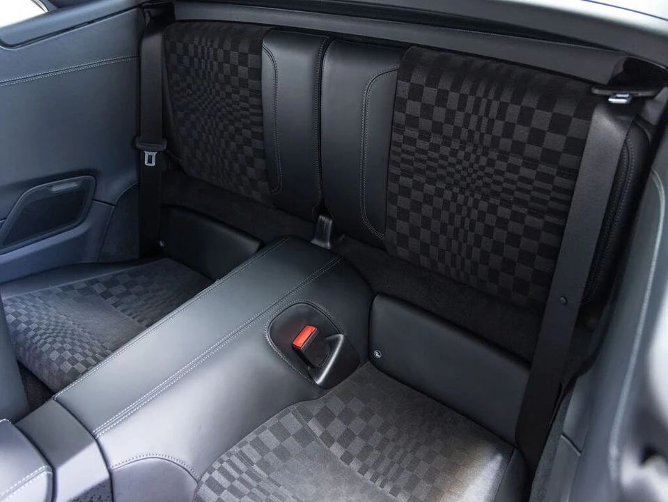 2026 Porsche 911 - Image 27 of 31