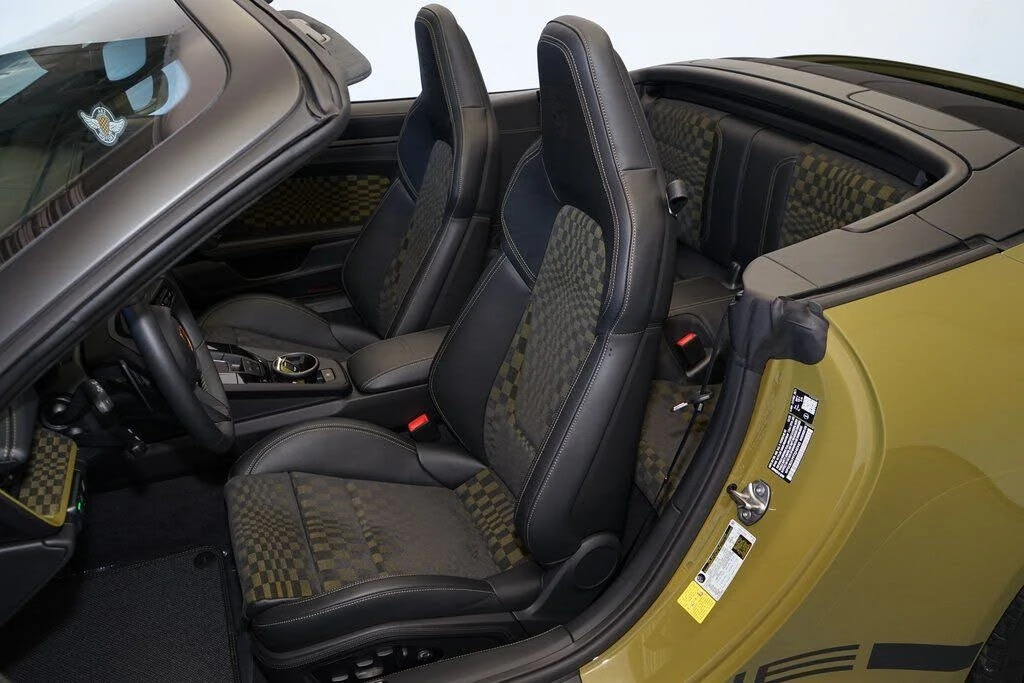 2026 Porsche 911 - Image 10 of 31