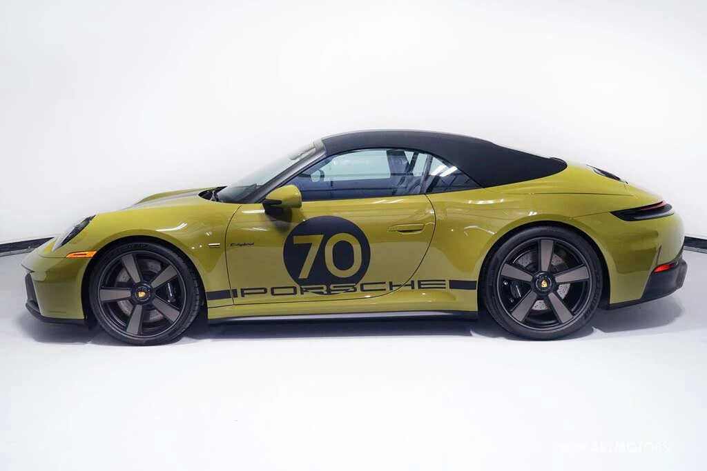 2026 Porsche 911 - Image 5 of 31