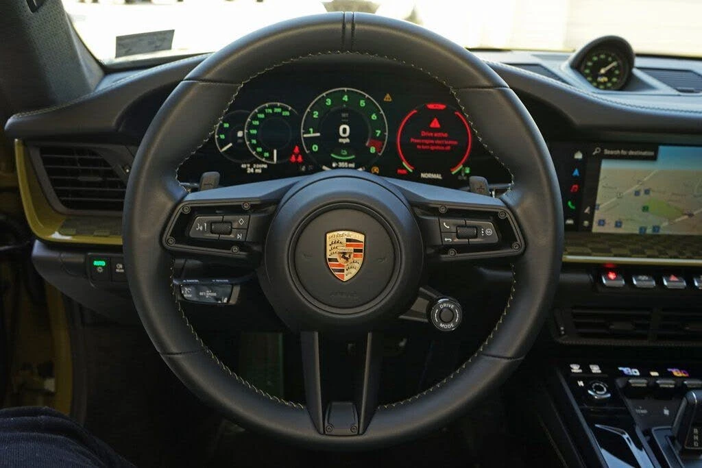 2026 Porsche 911 - Image 13 of 31