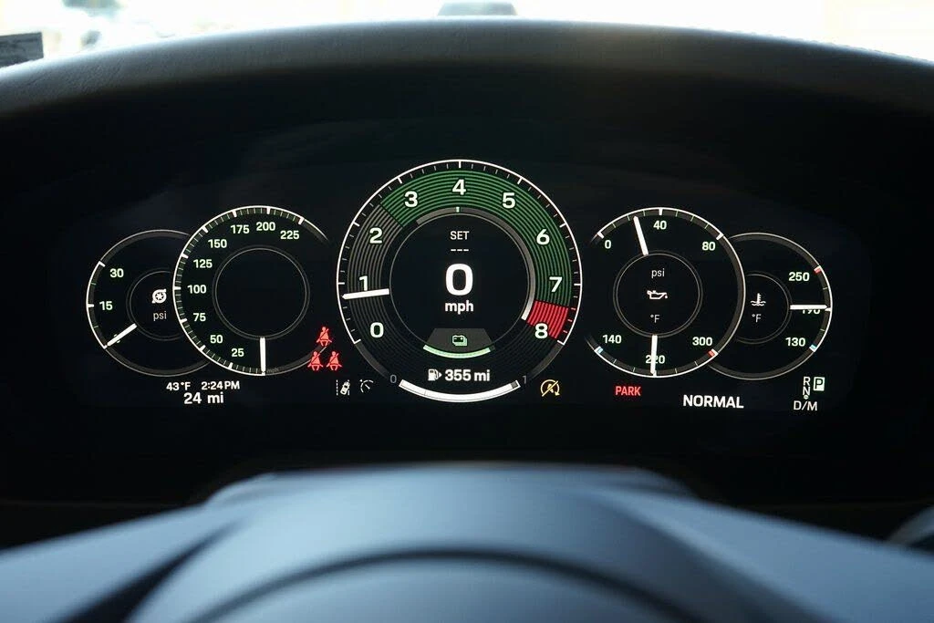 2026 Porsche 911 - Image 14 of 31