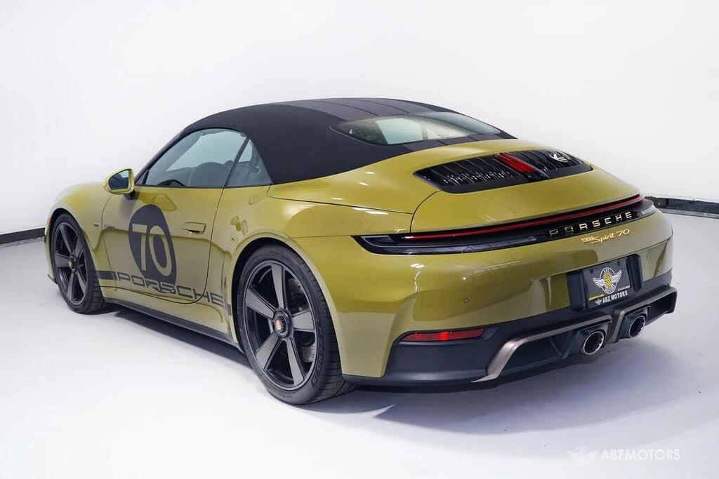 2026 Porsche 911 - Image 7 of 31