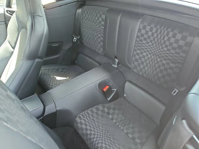 2026 Porsche 911 - Image 19 of 31