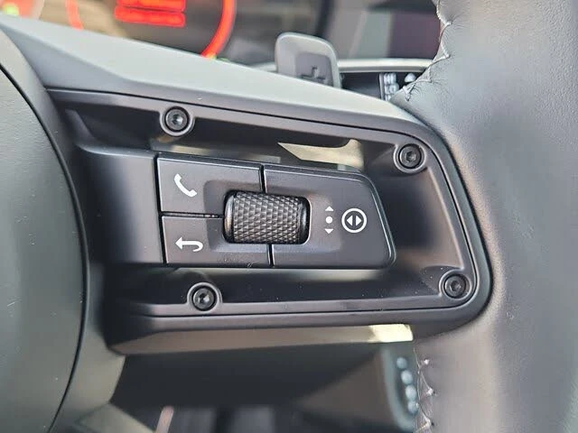 2026 Porsche 911 - Image 25 of 31