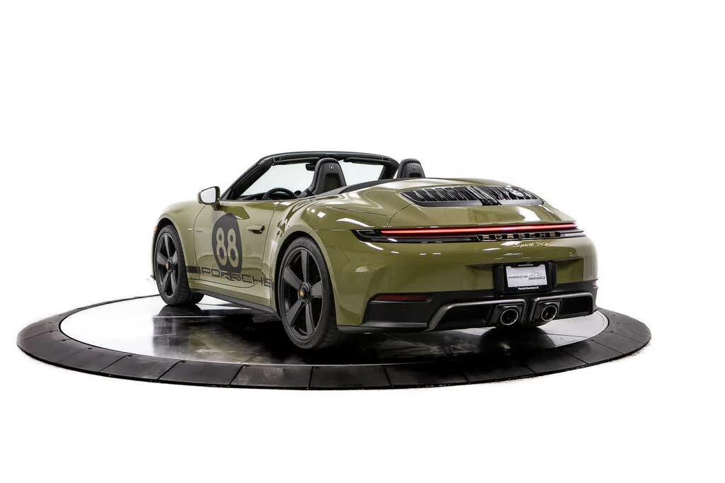 2026 Porsche 911 - Image 3 of 31