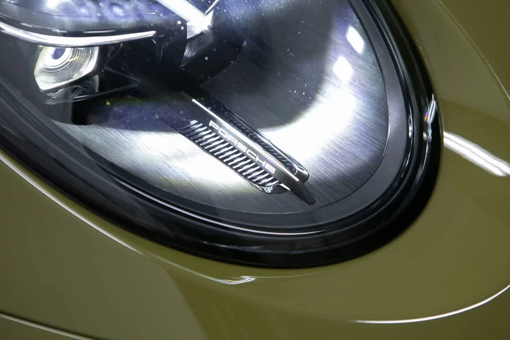 2026 Porsche 911 - Image 16 of 31