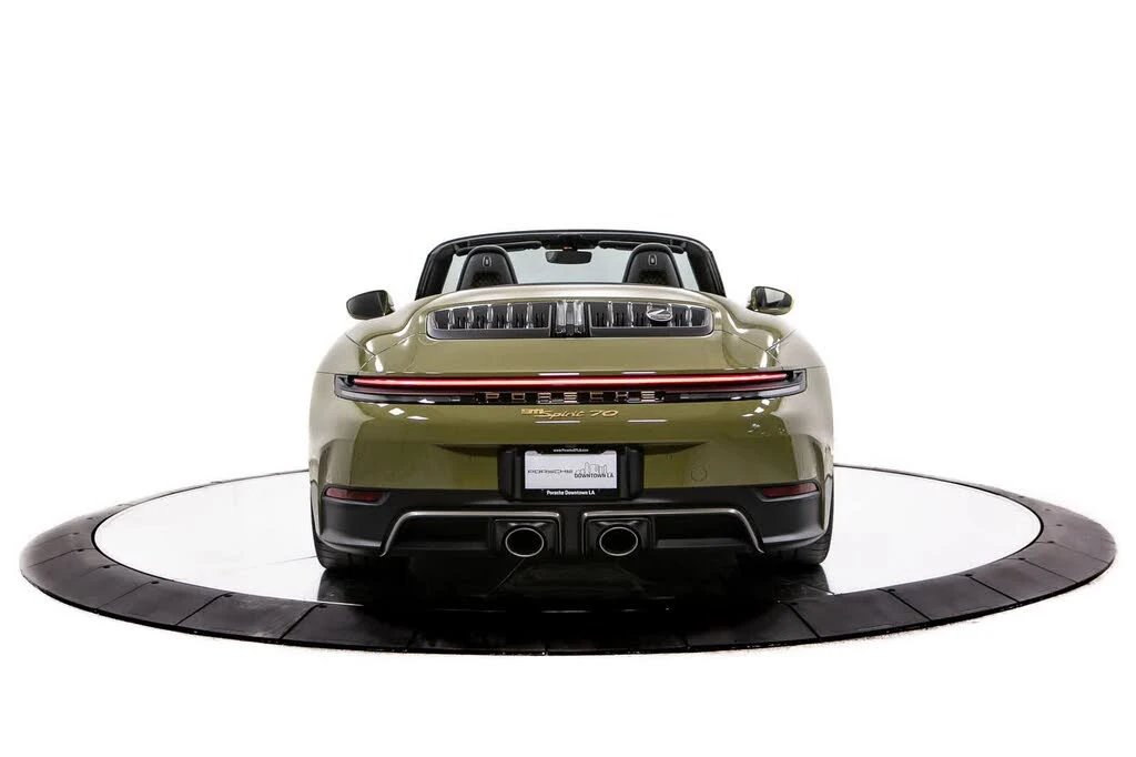 2026 Porsche 911 - Image 6 of 31