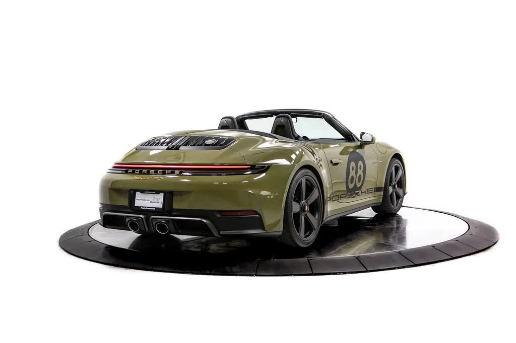 2026 Porsche 911 - Image 7 of 31