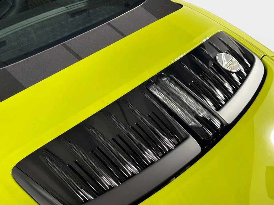 2026 Porsche 911 - Image 29 of 31