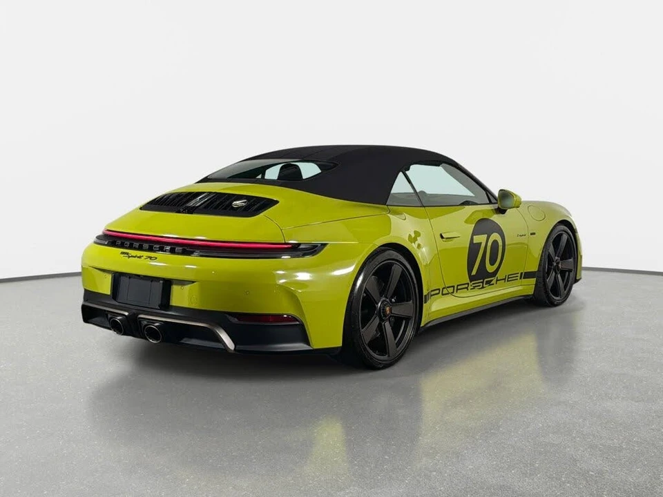 2026 Porsche 911 - Image 3 of 31