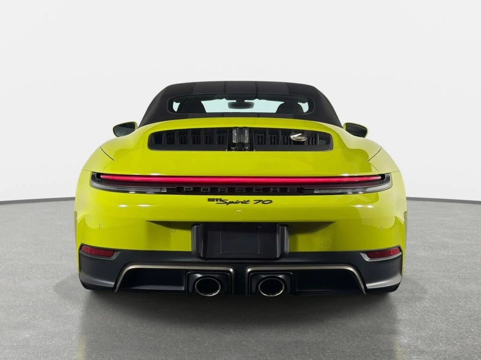2026 Porsche 911 - Image 4 of 31