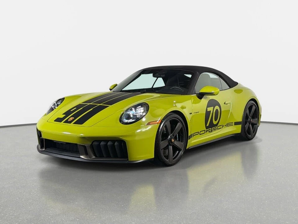 2026 Porsche 911 - Image 7 of 31