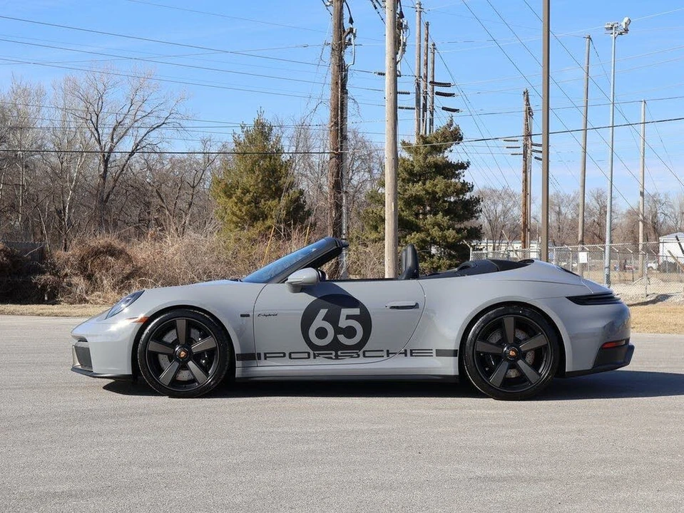 2026 Porsche 992 Carrera GTS - Image 2 of 31