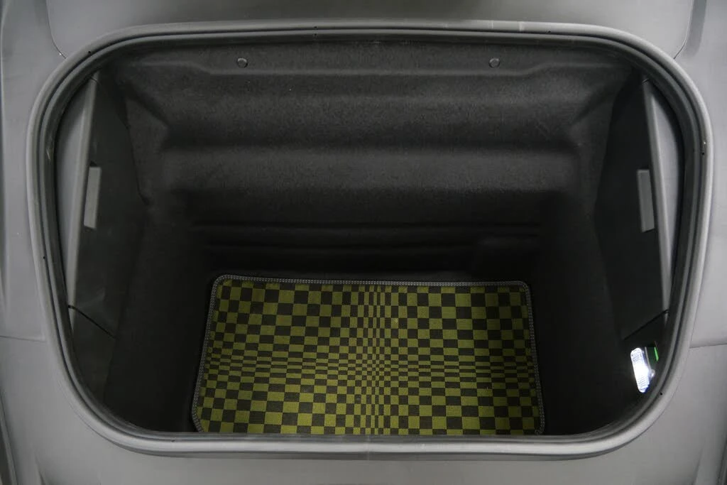 2026 Porsche 911 - Image 19 of 31