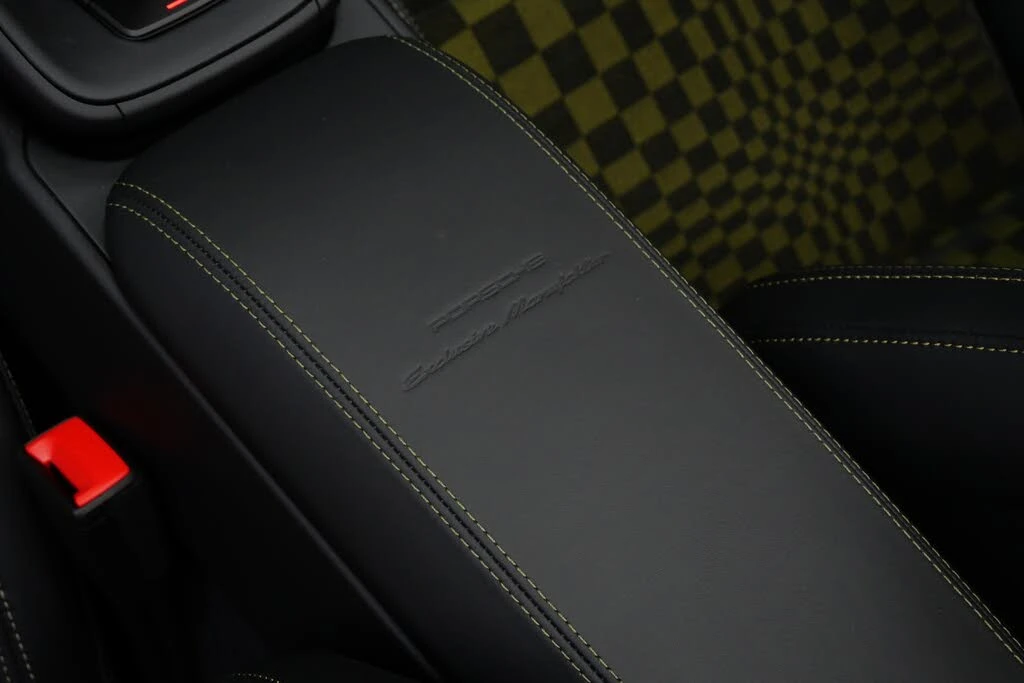 2026 Porsche 911 - Image 30 of 31
